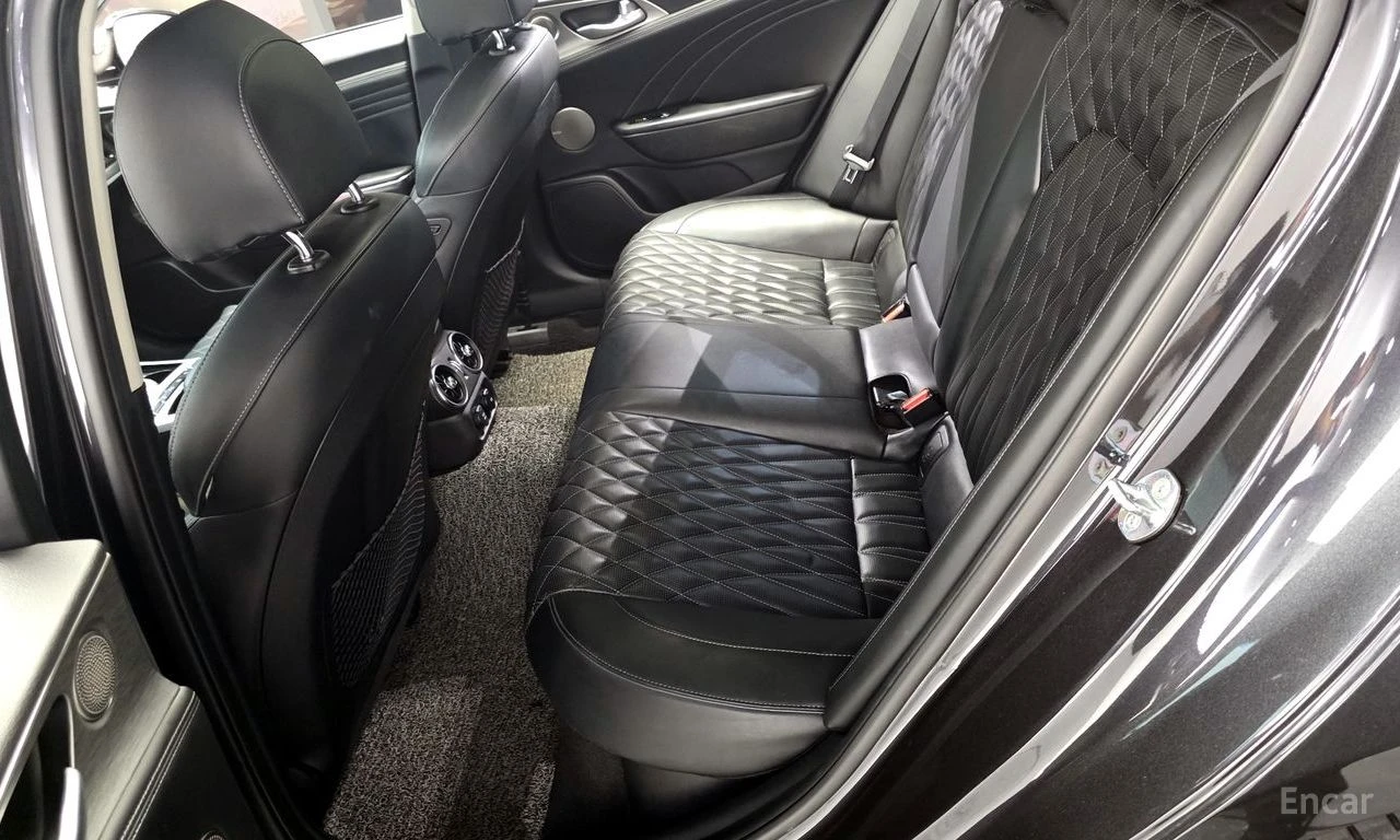 Kia Stinger 2.5* ПОДГРЕВ* ОБДУХВАНЕ* ХЕДЪП* LANE* ASSIST* , снимка 14 - Автомобили и джипове - 54864200