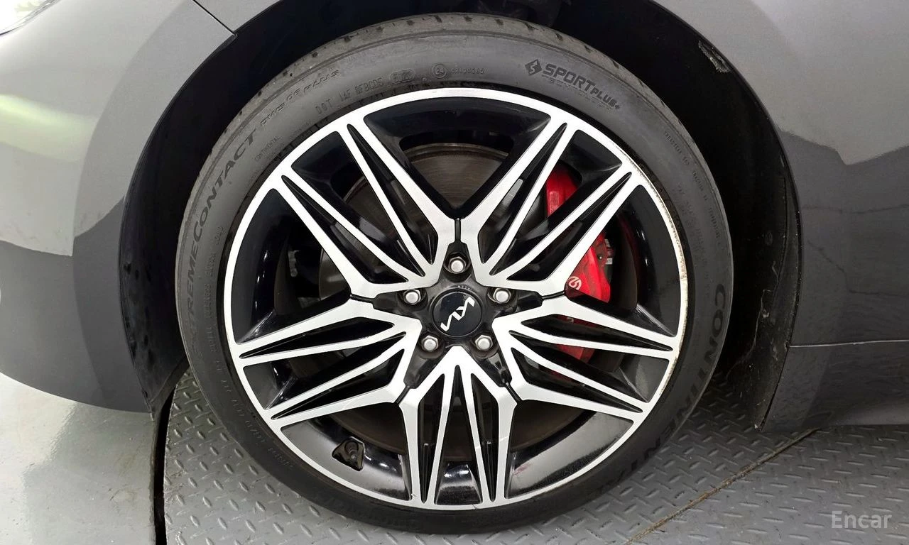 Kia Stinger 2.5* ПОДГРЕВ* ОБДУХВАНЕ* ХЕДЪП* LANE* ASSIST* , снимка 5 - Автомобили и джипове - 54864200