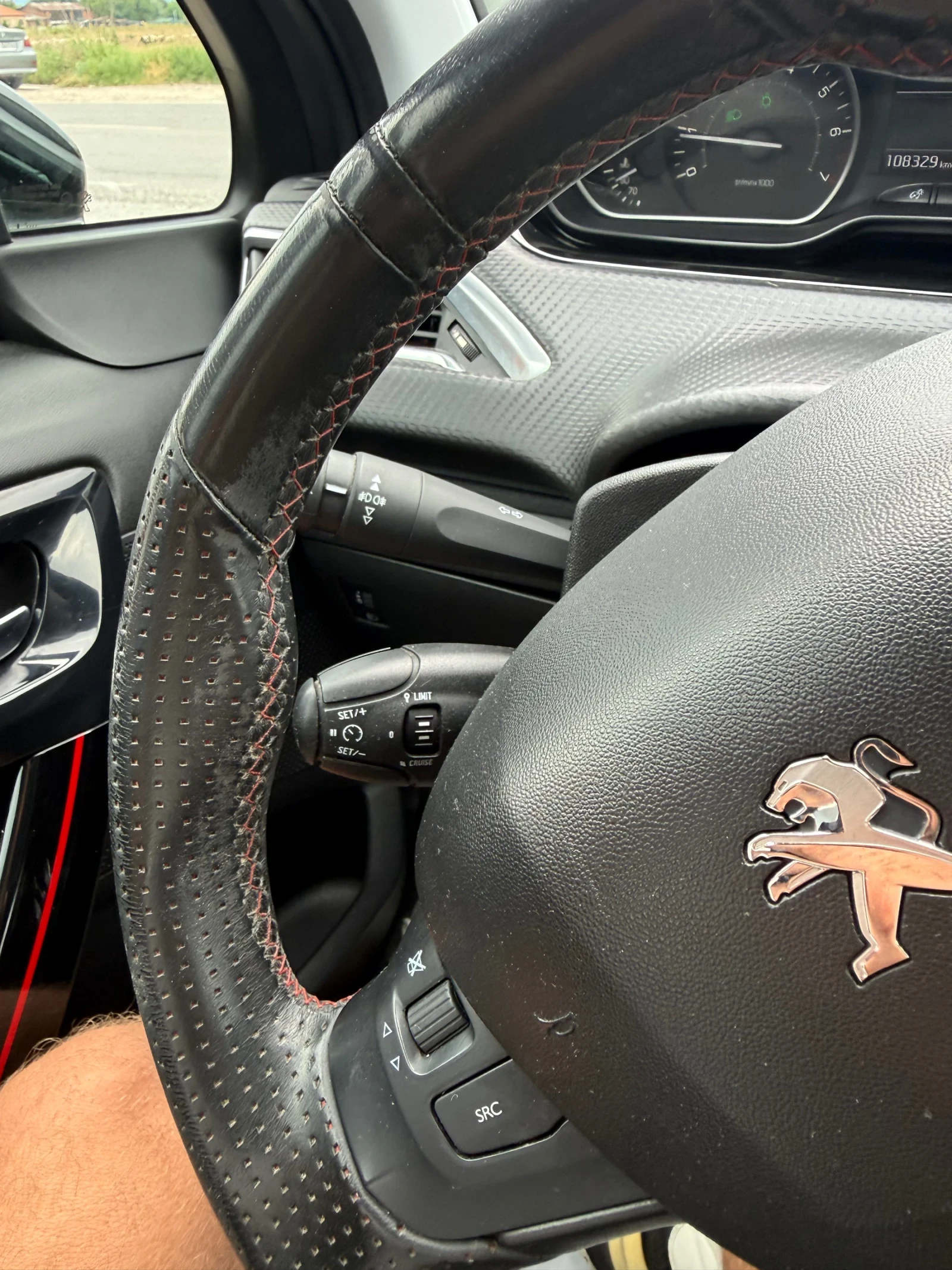 Peugeot 208 GT-LINE AVTOMAT TURBO, снимка 14 - Автомобили и джипове - 54869918