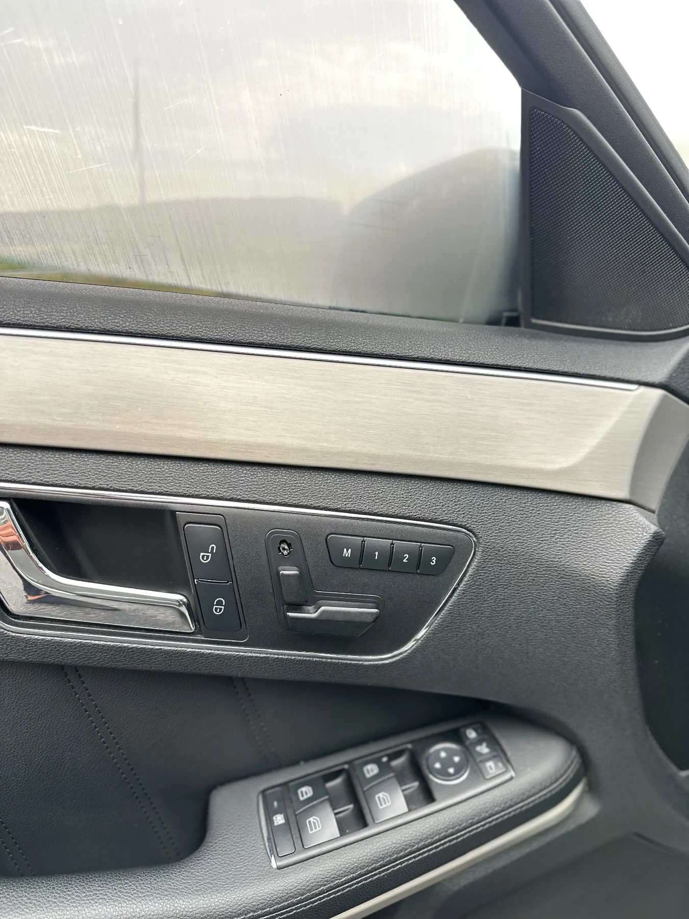 Mercedes-Benz E 350, снимка 10 - Автомобили и джипове - 55147973