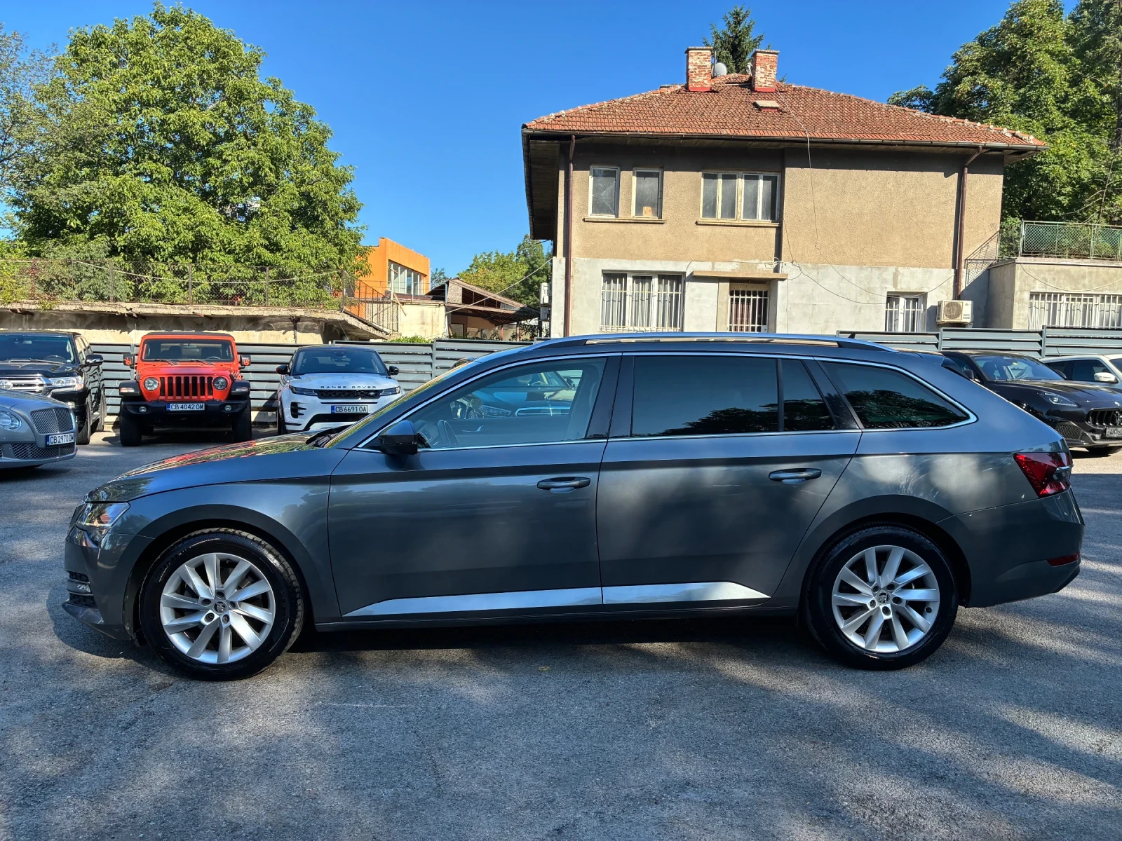 Skoda Superb 2.0TDI/4x4/Full LED/Facelift, снимка 4 - Автомобили и джипове - 55469595