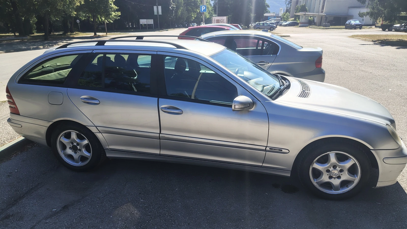Mercedes-Benz C 220 Avantgarde, снимка 3 - Автомобили и джипове - 55480676