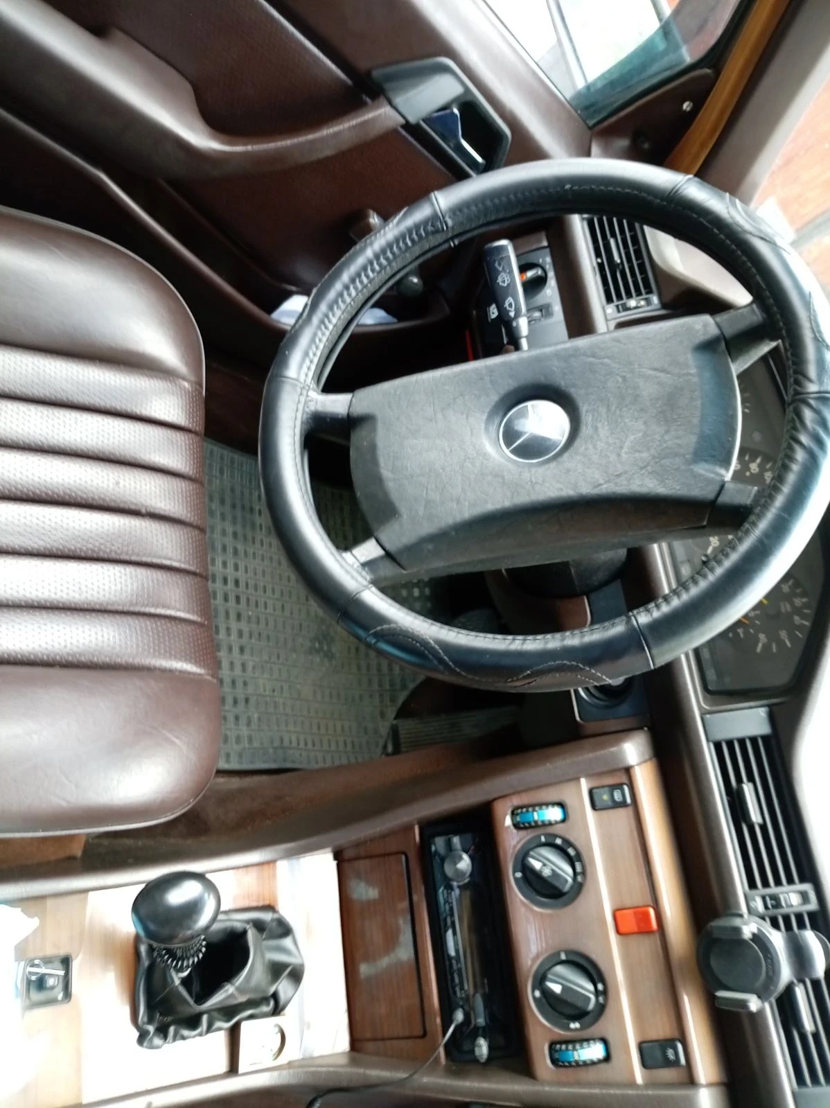 Mercedes-Benz 124, снимка 8 - Автомобили и джипове - 55877451