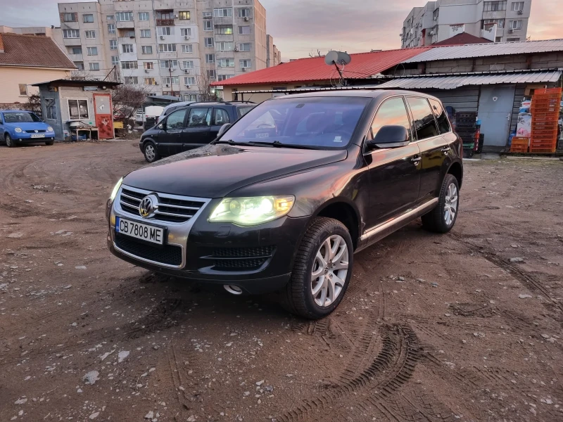 VW Touareg 3.0 TDI На Пружини, снимка 3 - Автомобили и джипове - 48490925