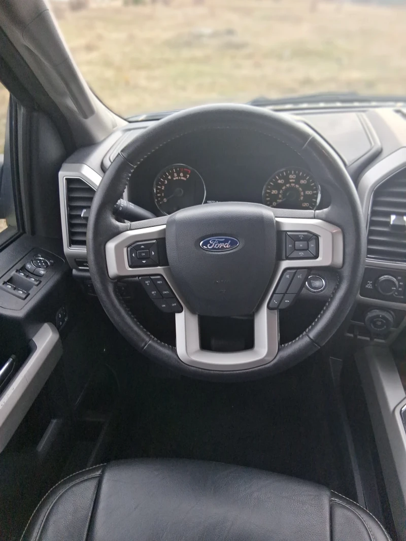 Ford F150 F-150  LARIAT, снимка 12 - Автомобили и джипове - 52672542