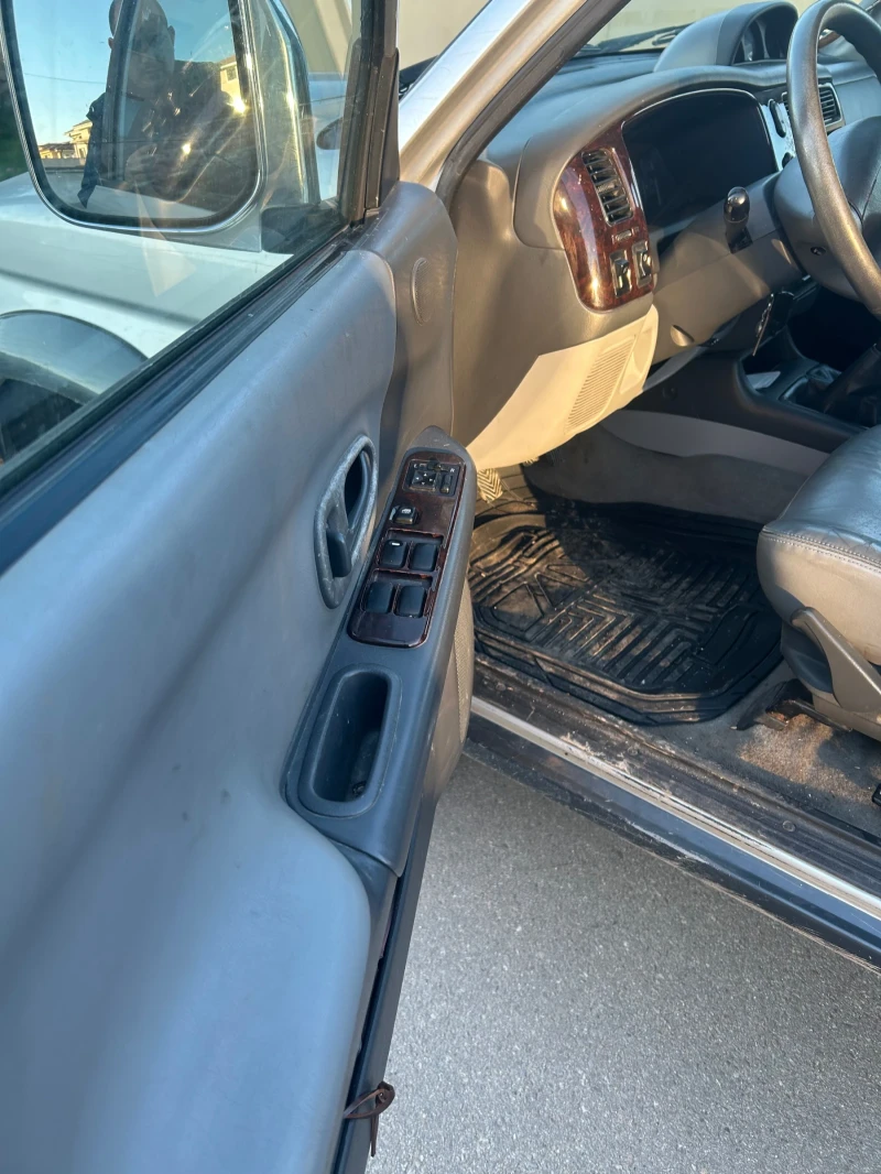 Mitsubishi Pajero sport 2.5 116 кс , снимка 6 - Автомобили и джипове - 52866017