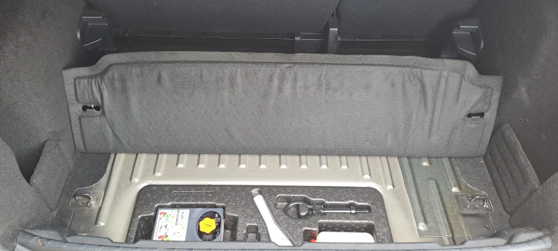 Ford EcoSport 1.0 EcoBoost, снимка 15 - Автомобили и джипове - 53257985