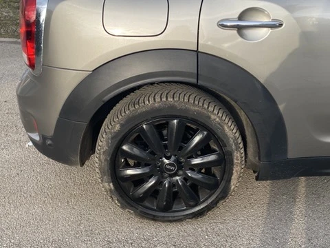 Mini Countryman, снимка 13 - Автомобили и джипове - 48932880