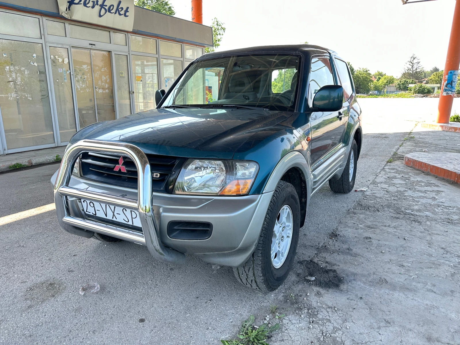 Mitsubishi Pajero - [1] 