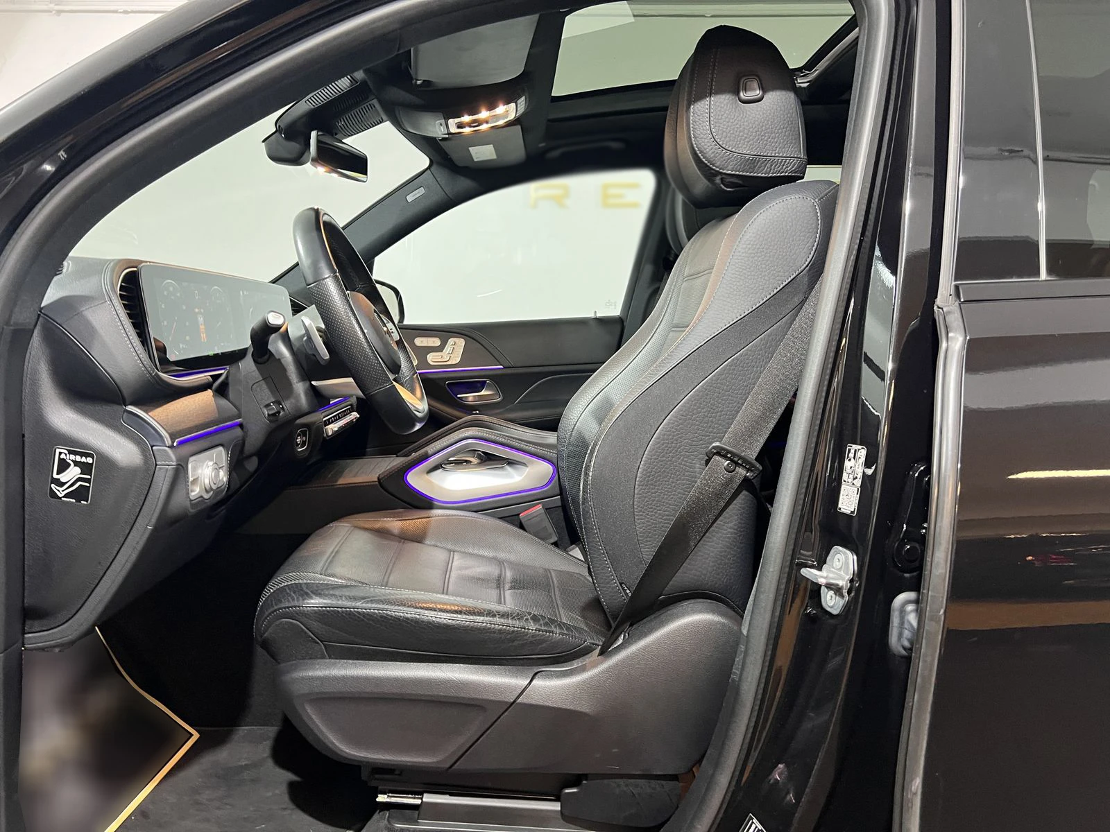 Mercedes-Benz GLS580 4MATIC/489HP/AMG/7SEATS/PANO/23''/AHK/NIGH | Mobile.bg   11