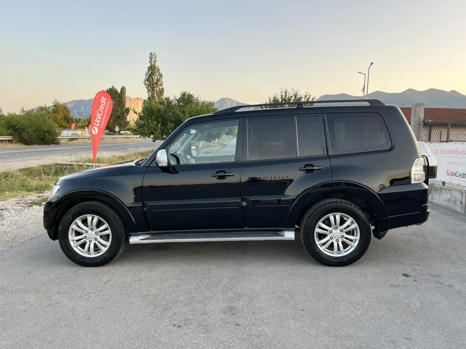 Mitsubishi Pajero 3.2 DI-D COMMON RAIL 200кс 7 МЕСТА БАВНИ БЛОКАЖ - изображение 6