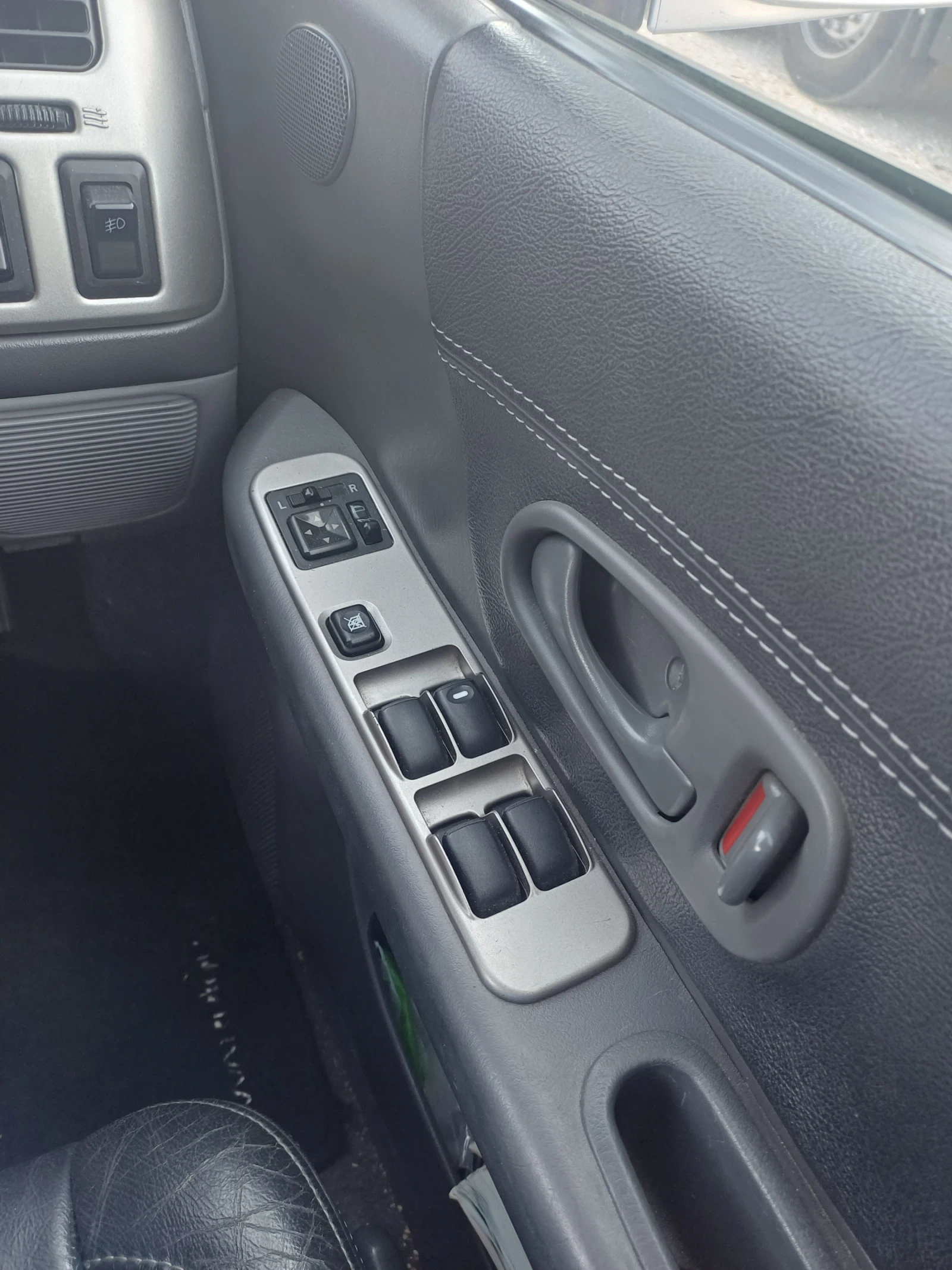 Mitsubishi Pajero sport  - изображение 10