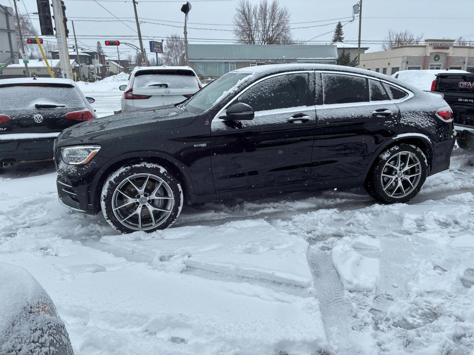 Mercedes-Benz GLC 43 AMG * * CARFAX * * АВТО КРЕДИТ * * , снимка 3 - Автомобили и джипове - 53930204