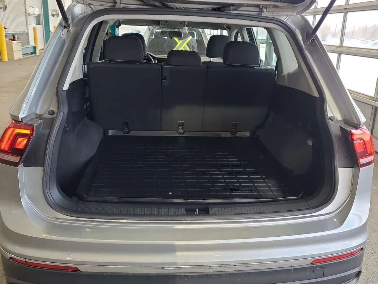 VW Tiguan * TRENDLINE * CARFAX * ��������� ���������� *  | Mobile.bg � ����������� 12