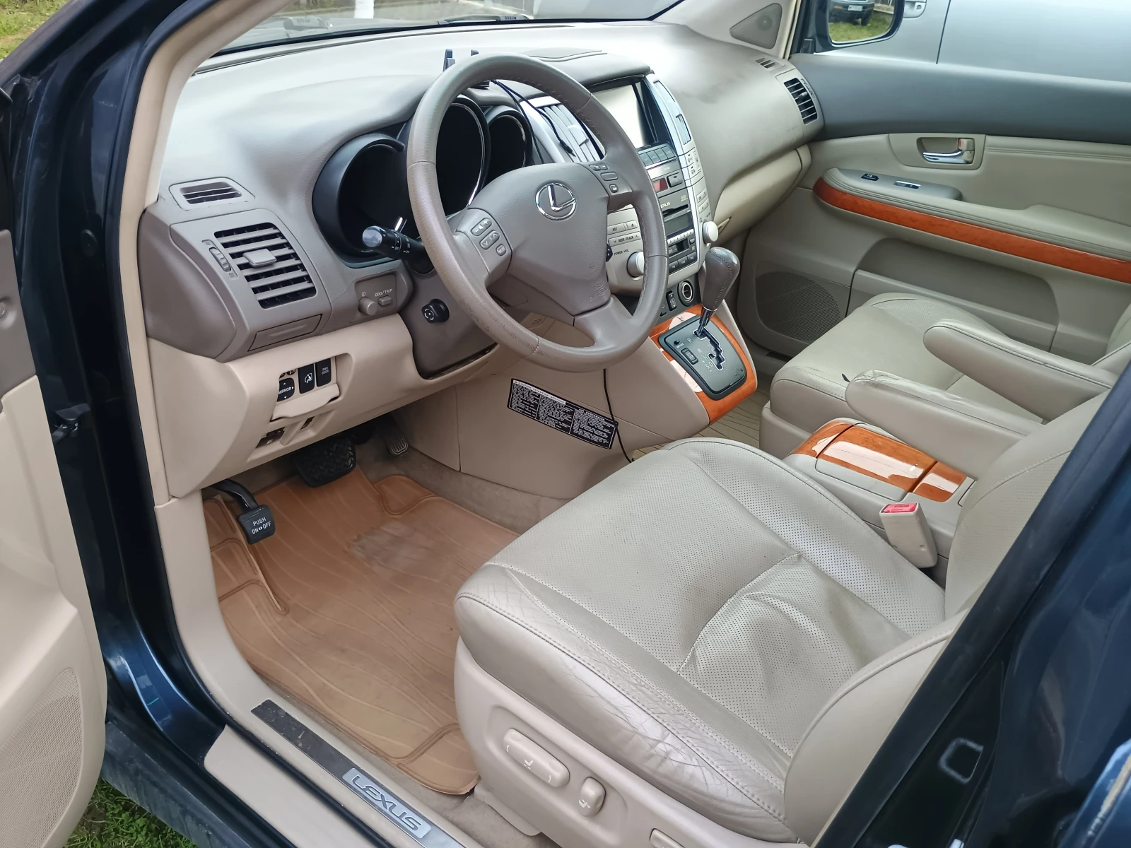 Lexus RX 350, снимка 8 - Автомобили и джипове - 54672034