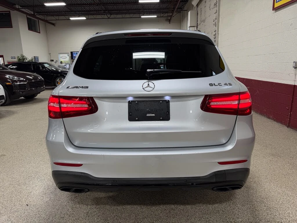 Mercedes-Benz GLC 43 AMG 4MATIC* AMBIENT* PANORAMA* ПОДГРЕВ* КРАЙНА ЦЕНА* , снимка 4 - Автомобили и джипове - 54629013