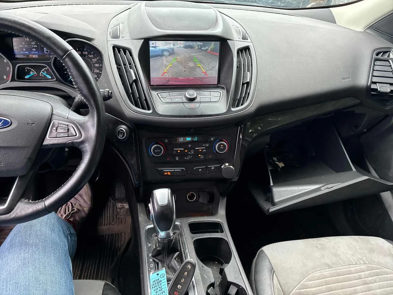 Ford Escape * SE * АВТОКРЕДИТ БЕЗ ПЪРВОНАЧАЛНА ВНОСКА* , снимка 9 - Автомобили и джипове - 54990598