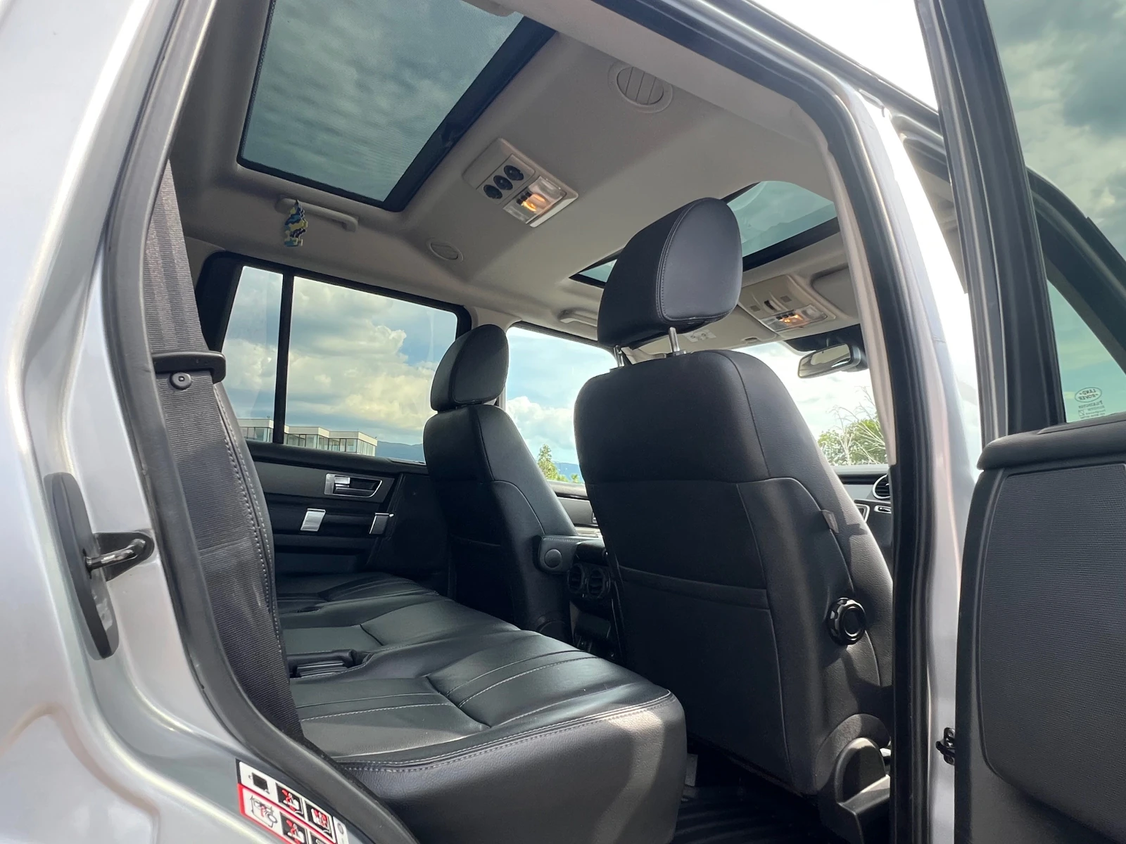 Land Rover Discovery Landmark Edition!!! СОБСТВЕН ЛИЗИНГ!!!! ! 100% Одо, снимка 17 - Автомобили и джипове - 55008645