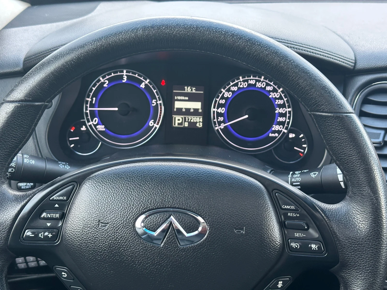 Infiniti Ex30 EX30d, снимка 13 - Автомобили и джипове - 55091164