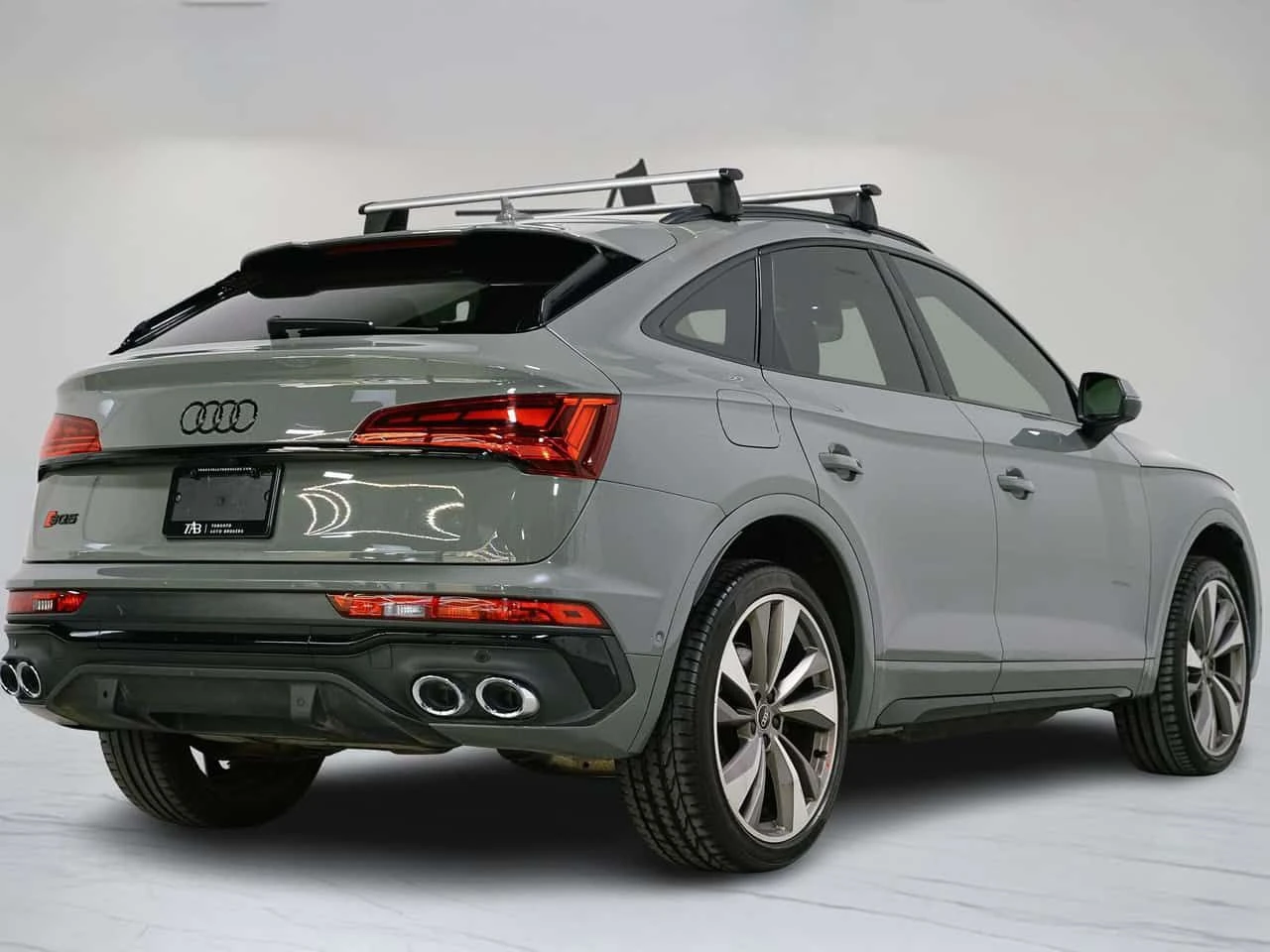 Audi SQ5 * TECHNIK * CARFAX * ФИКСИРАНА ЦЕНА ДО БГ * , снимка 4 - Автомобили и джипове - 55125129