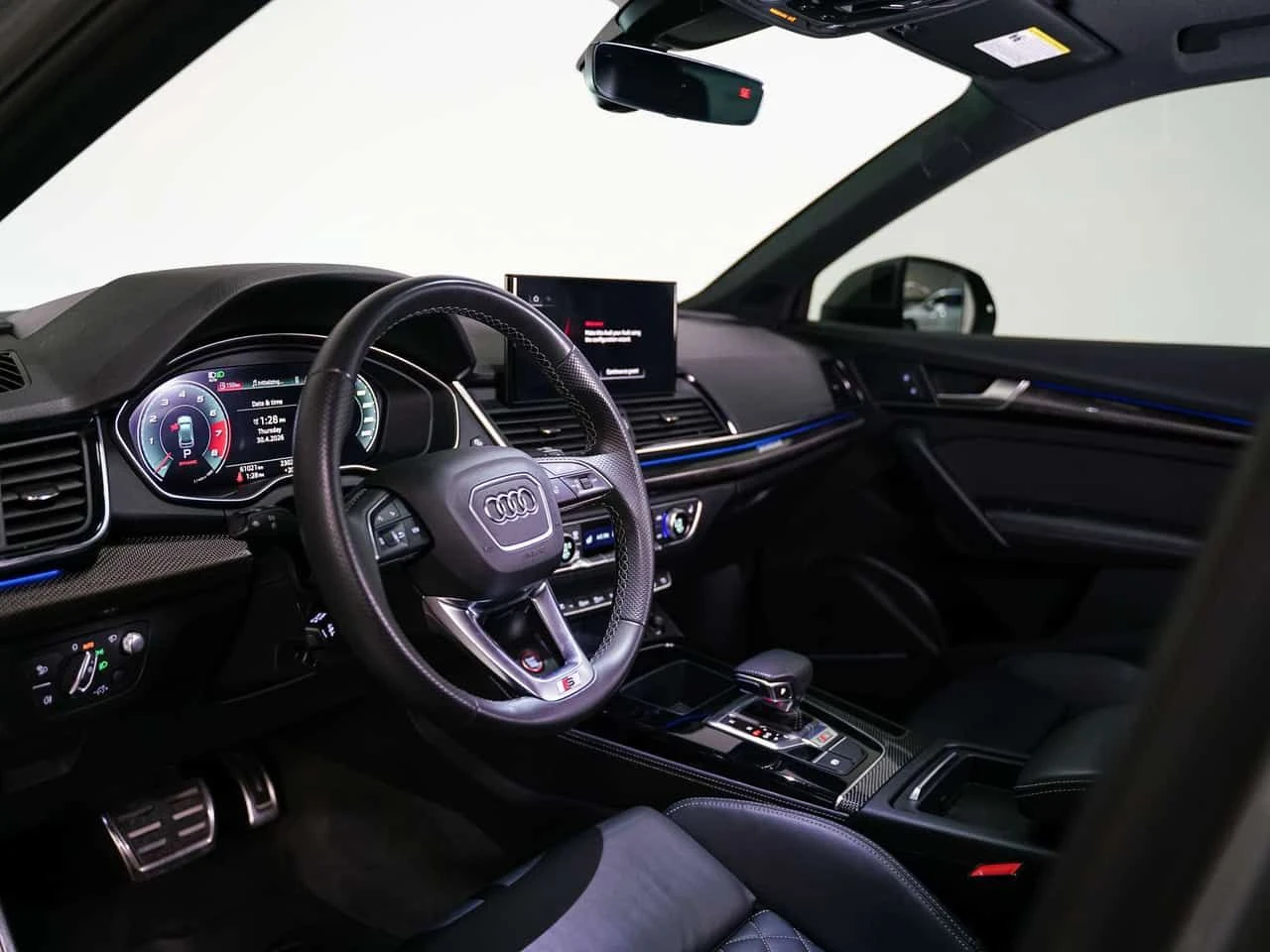 Audi SQ5 * TECHNIK * CARFAX * ФИКСИРАНА ЦЕНА ДО БГ * , снимка 10 - Автомобили и джипове - 55125129