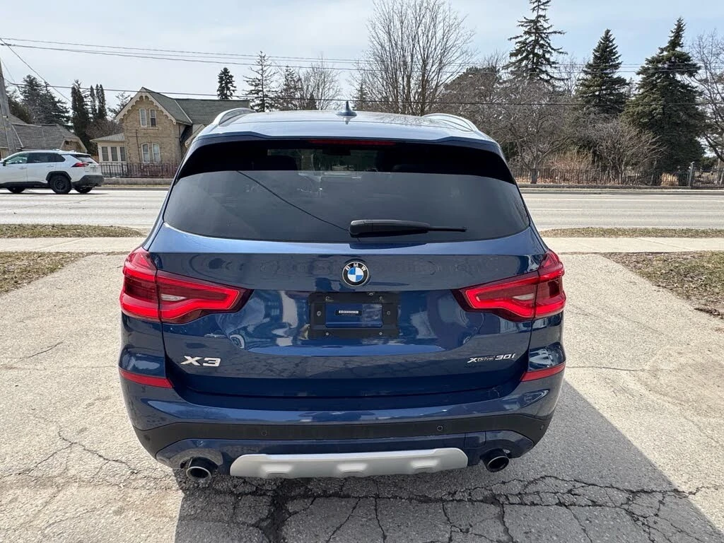 BMW X3 xDrive* ДИГ ТАБЛО* ПОДГРЕВ + ВОЛАН* PANO, снимка 3 - Автомобили и джипове - 55422037