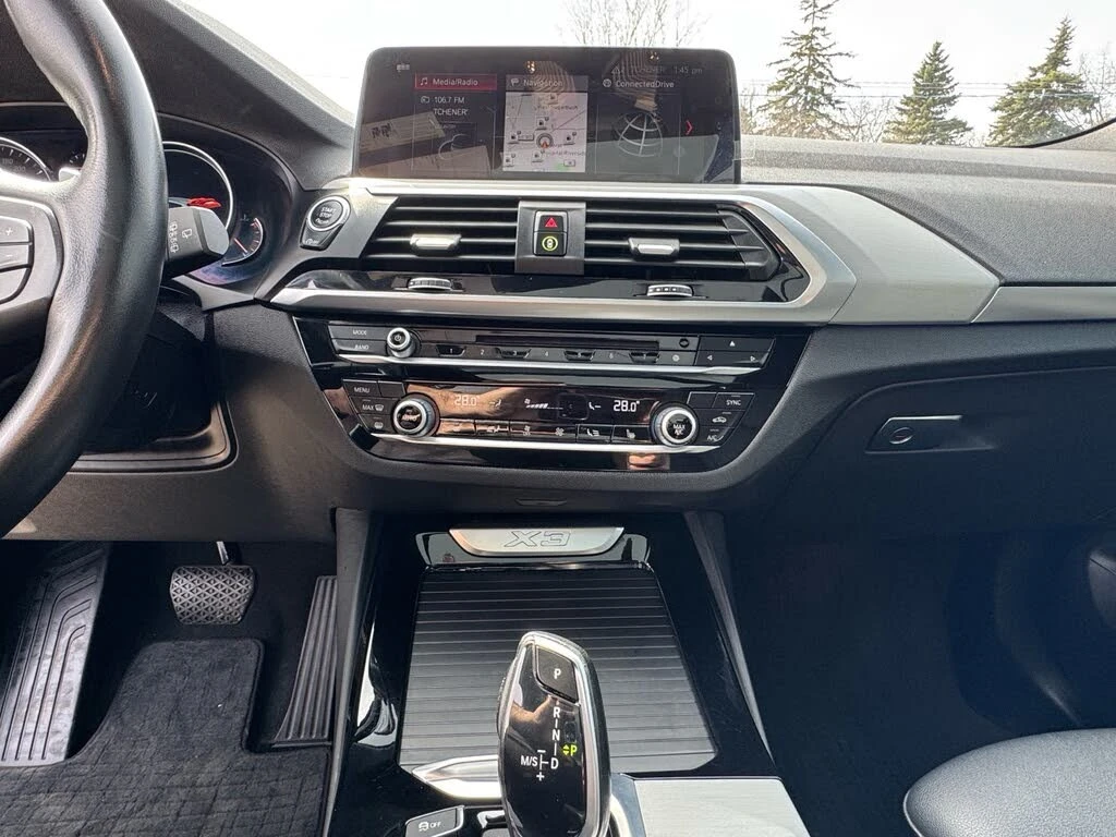 BMW X3 xDrive* ДИГ ТАБЛО* ПОДГРЕВ + ВОЛАН* PANO, снимка 7 - Автомобили и джипове - 55422037