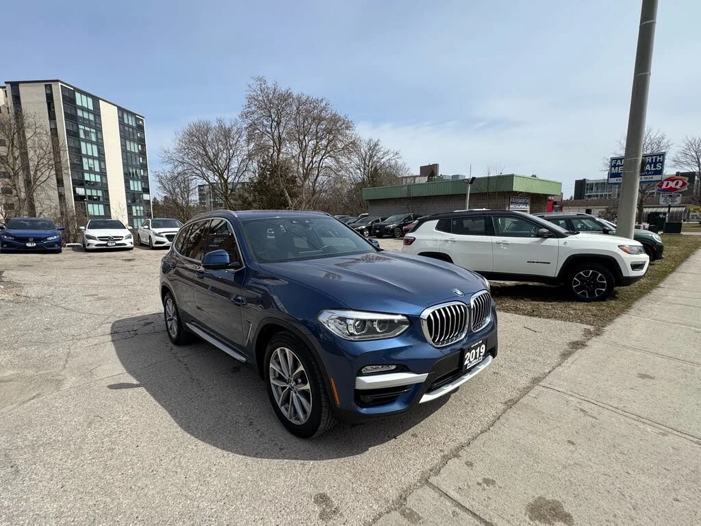 BMW X3 xDrive* ДИГ ТАБЛО* ПОДГРЕВ + ВОЛАН* PANO, снимка 2 - Автомобили и джипове - 55422037