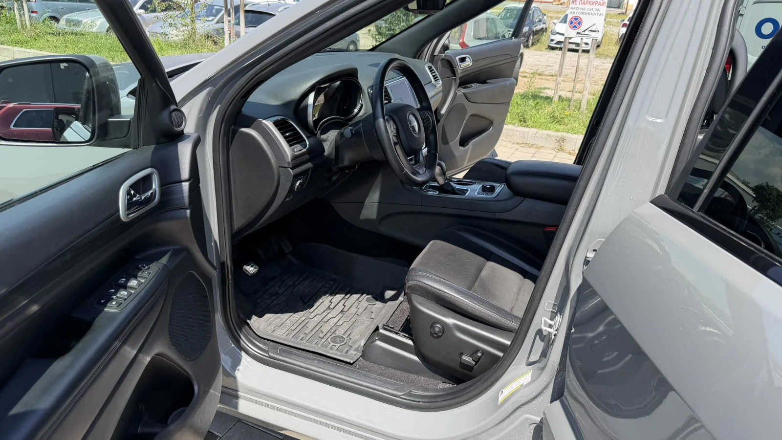 Jeep Grand cherokee, снимка 12 - Автомобили и джипове - 55452322