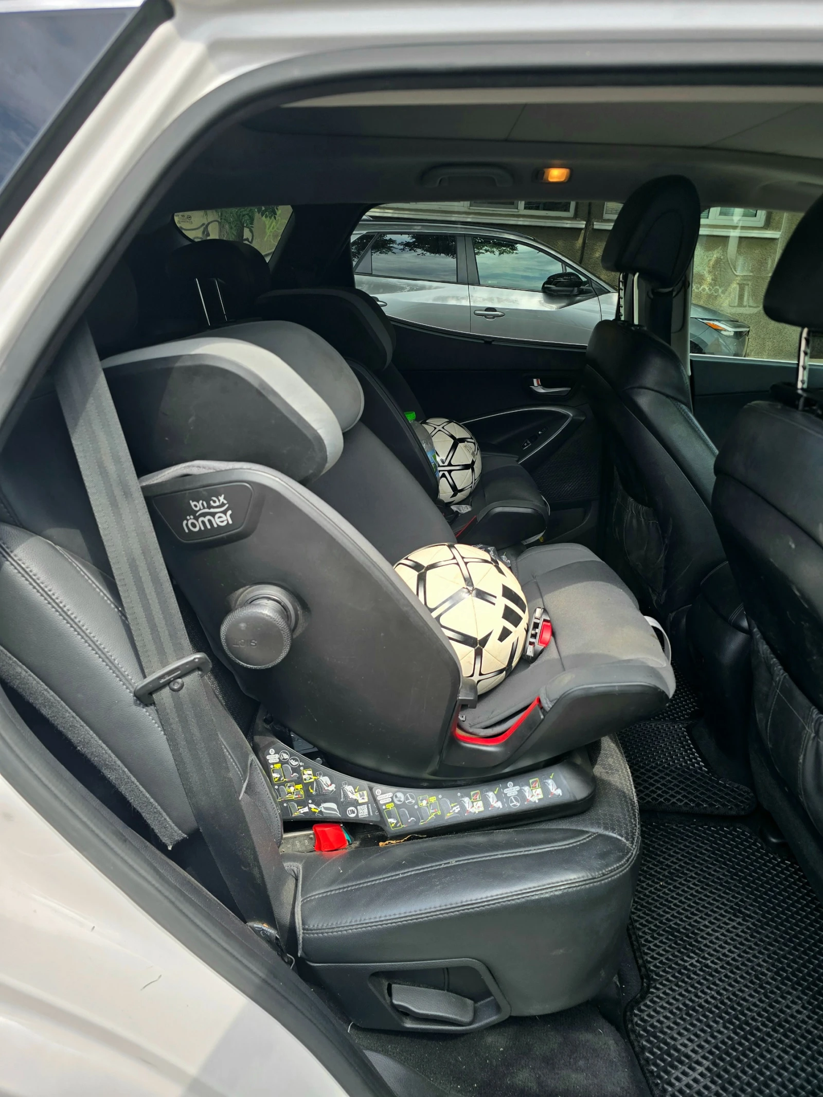 Hyundai Santa fe 4WD AUTOMATIC   PANORAMA   7 МЕСТА   КОЖА   SELF P, снимка 13 - Автомобили и джипове - 55653025