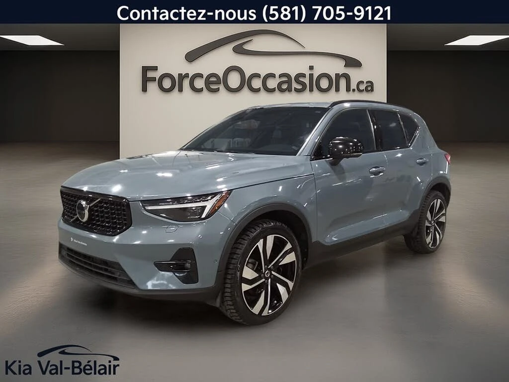 Volvo XC40 B5 Ultimate Dark Theme AWD