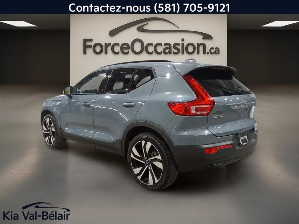 Volvo XC40 B5 Ultimate Dark Theme AWD, снимка 3 - Автомобили и джипове - 55659021