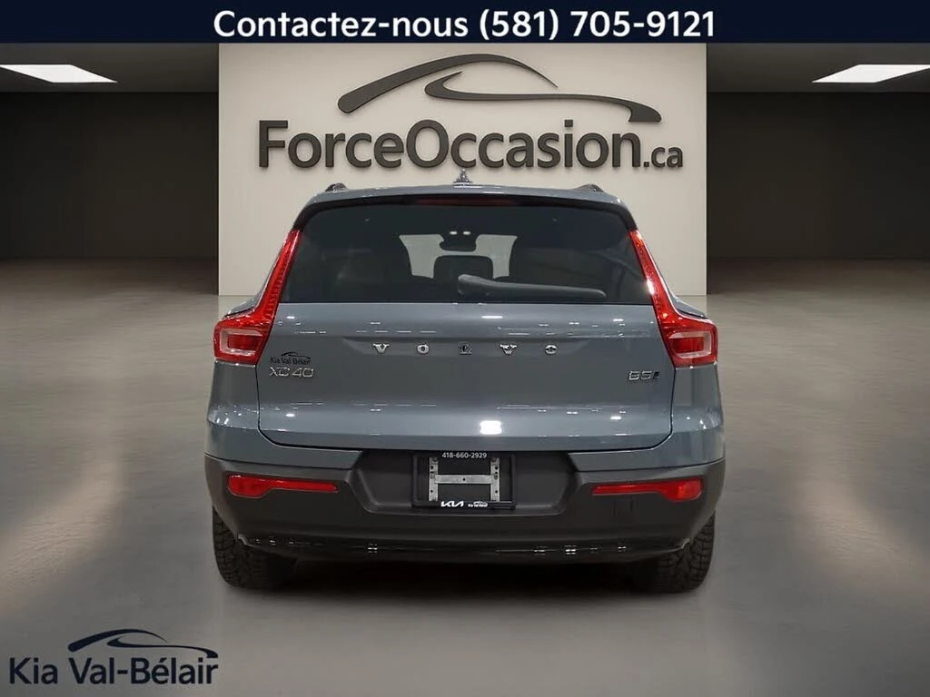 Volvo XC40 B5 Ultimate Dark Theme AWD, снимка 4 - Автомобили и джипове - 55659021