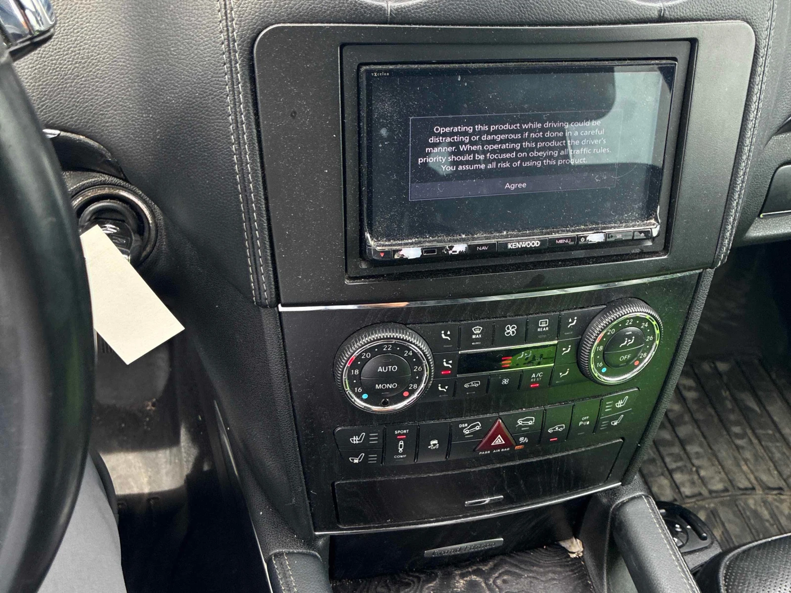 Mercedes-Benz GL 550 * АВТОКРЕДИТ БЕЗ ПЪРВОНАЧАЛНА ВНОСКА* , снимка 9 - Автомобили и джипове - 55811770