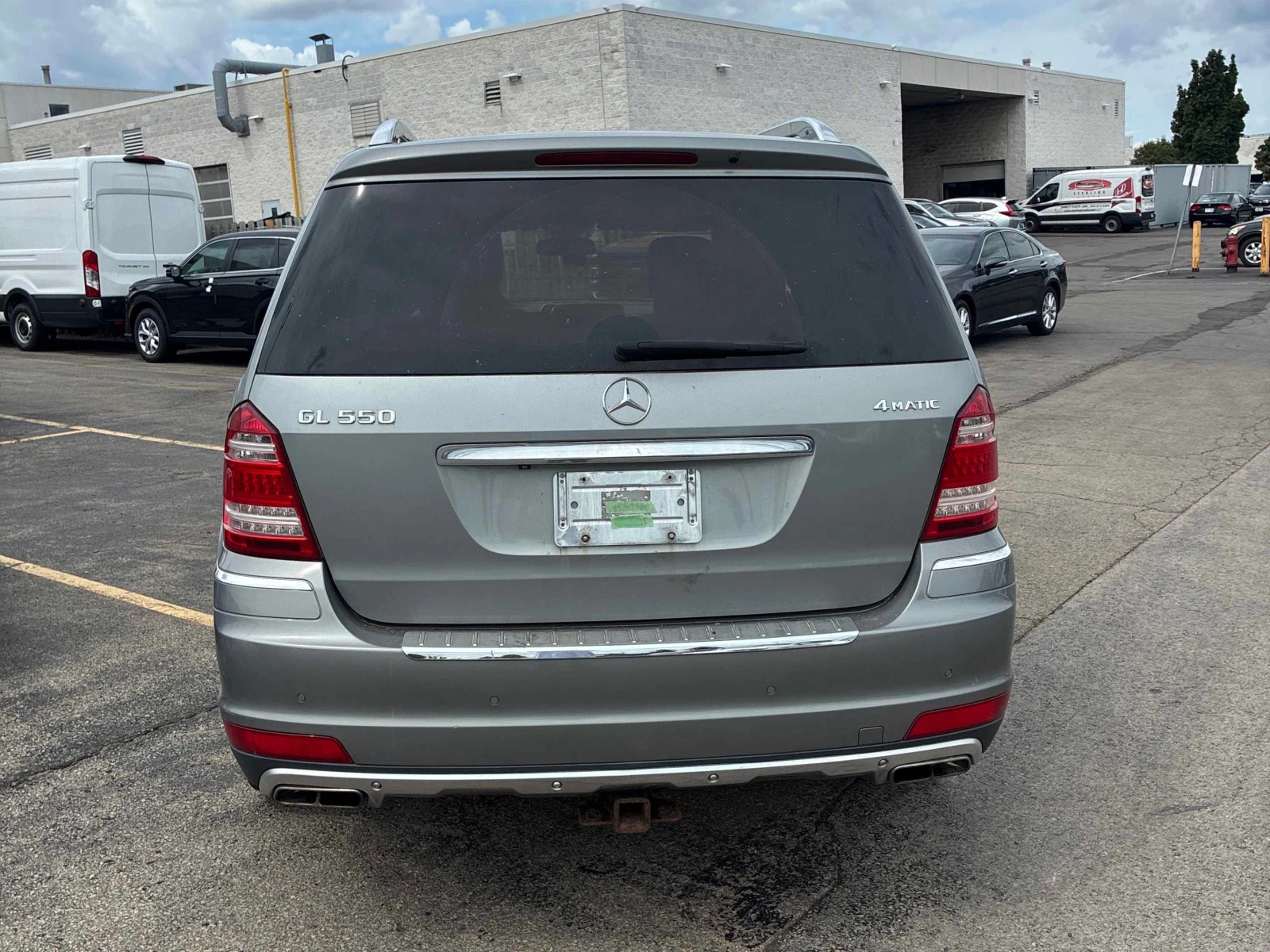 Mercedes-Benz GL 550 * АВТОКРЕДИТ БЕЗ ПЪРВОНАЧАЛНА ВНОСКА* , снимка 4 - Автомобили и джипове - 55811770