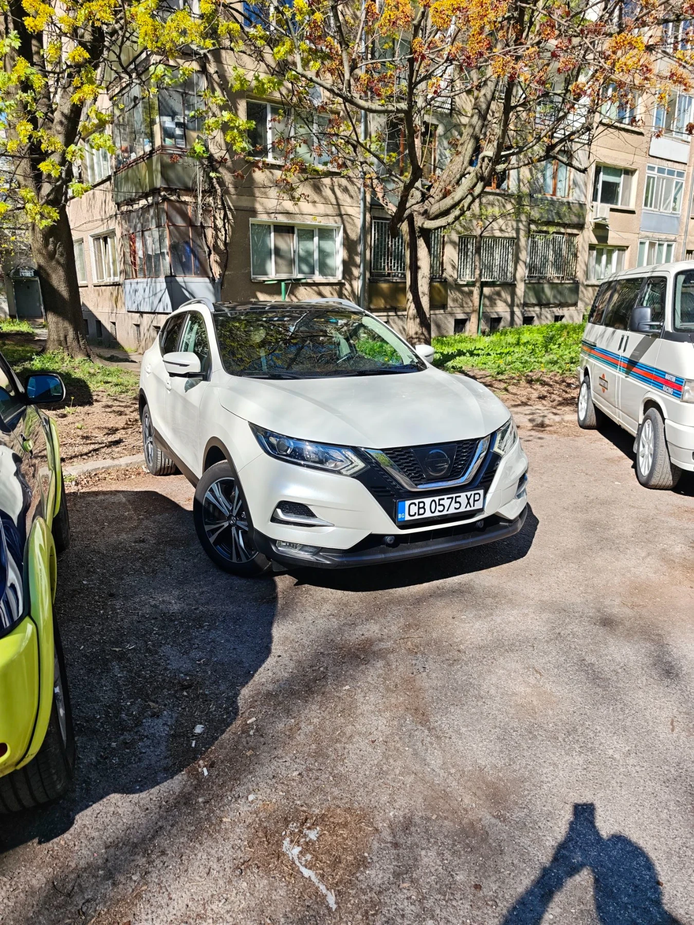Nissan Qashqai 1.6dci , снимка 4 - Автомобили и джипове - 55900603
