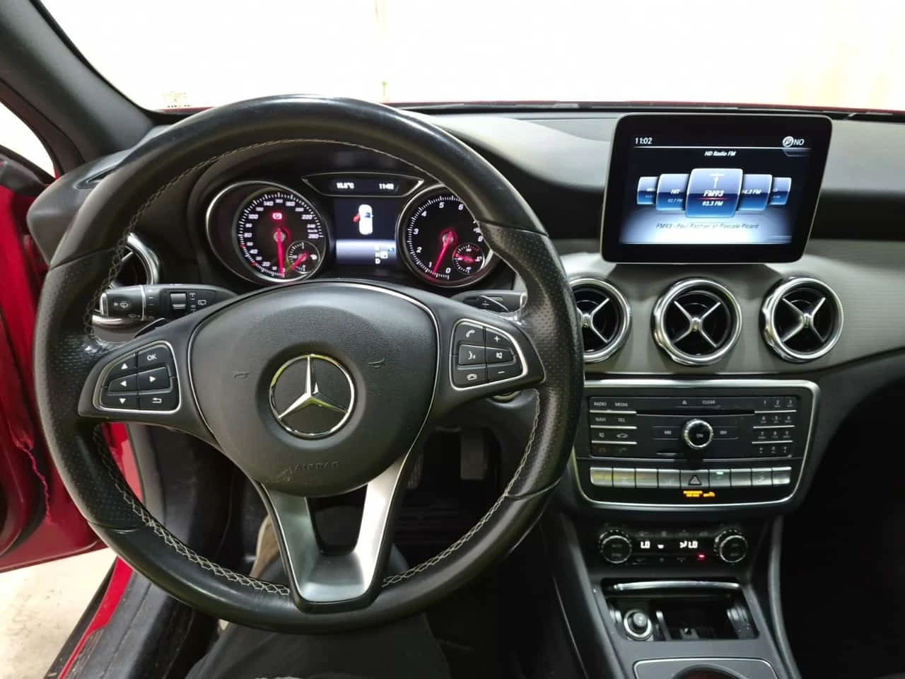 Mercedes-Benz GLA * 250 * CARFAX * , снимка 10 - Автомобили и джипове - 56300927