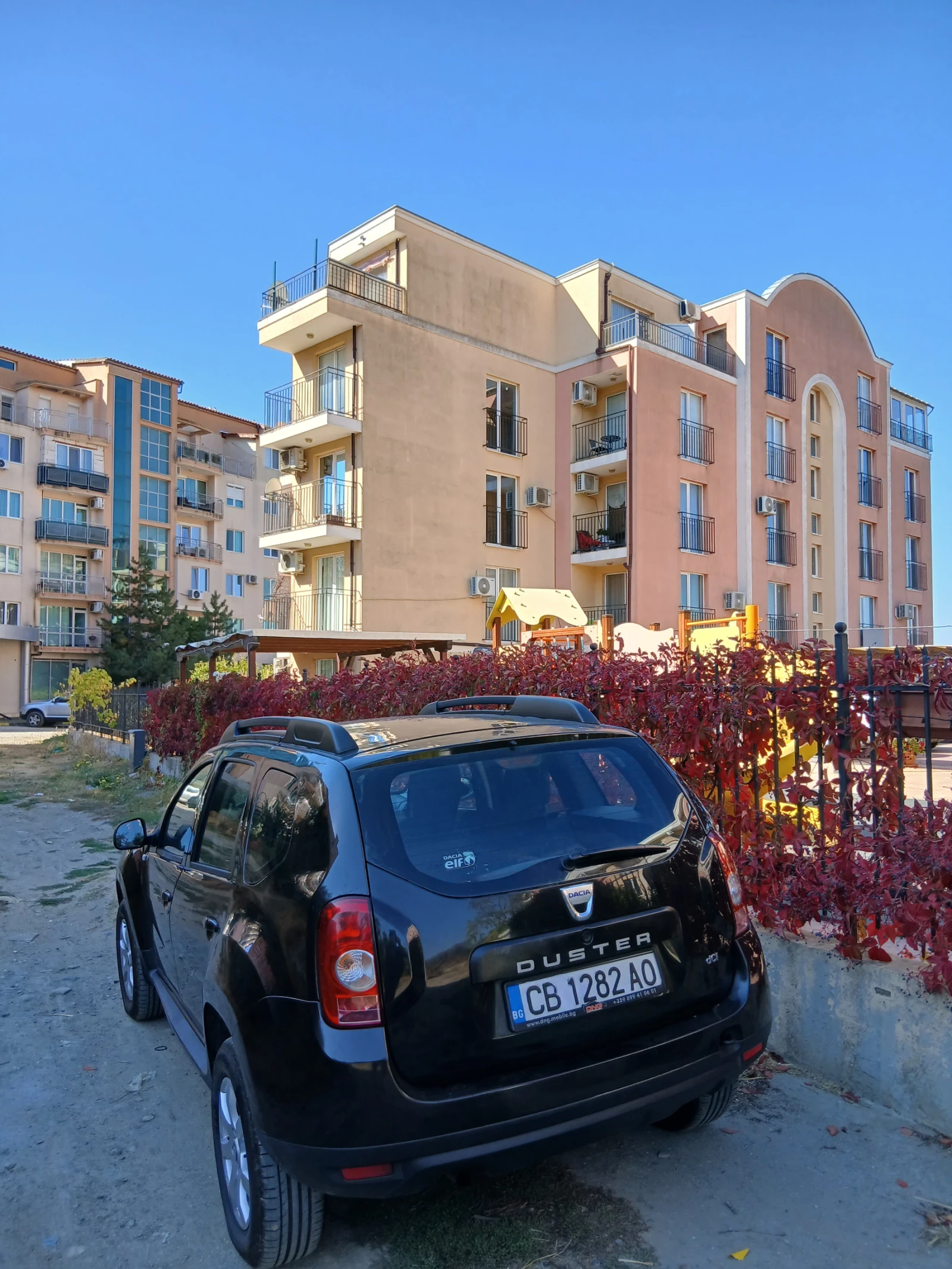 Dacia Duster 1.5cdi, снимка 10 - Автомобили и джипове - 56565530