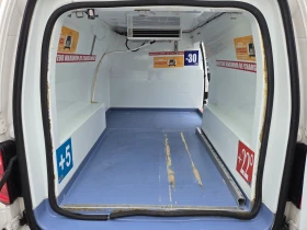 VW Caddy 2.0 TDI Maxi Хладилен Нави Клима Парктроник, снимка 17