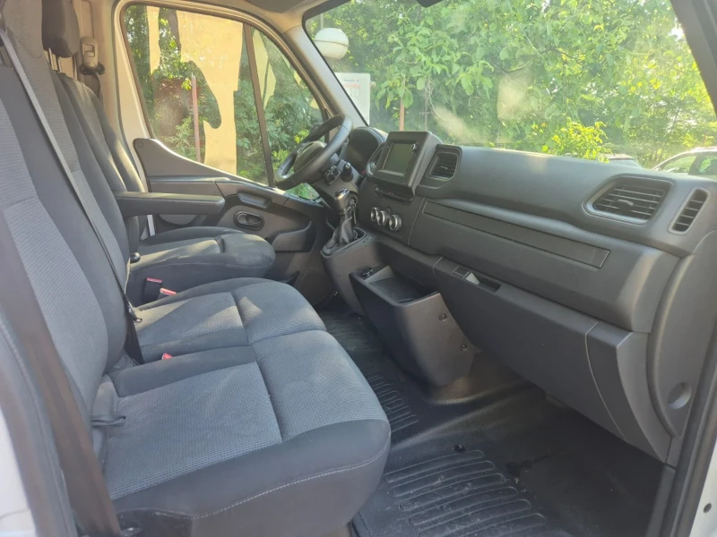 Renault Master 2.3DCI 180кс, снимка 8 - Бусове и автобуси - 52468756