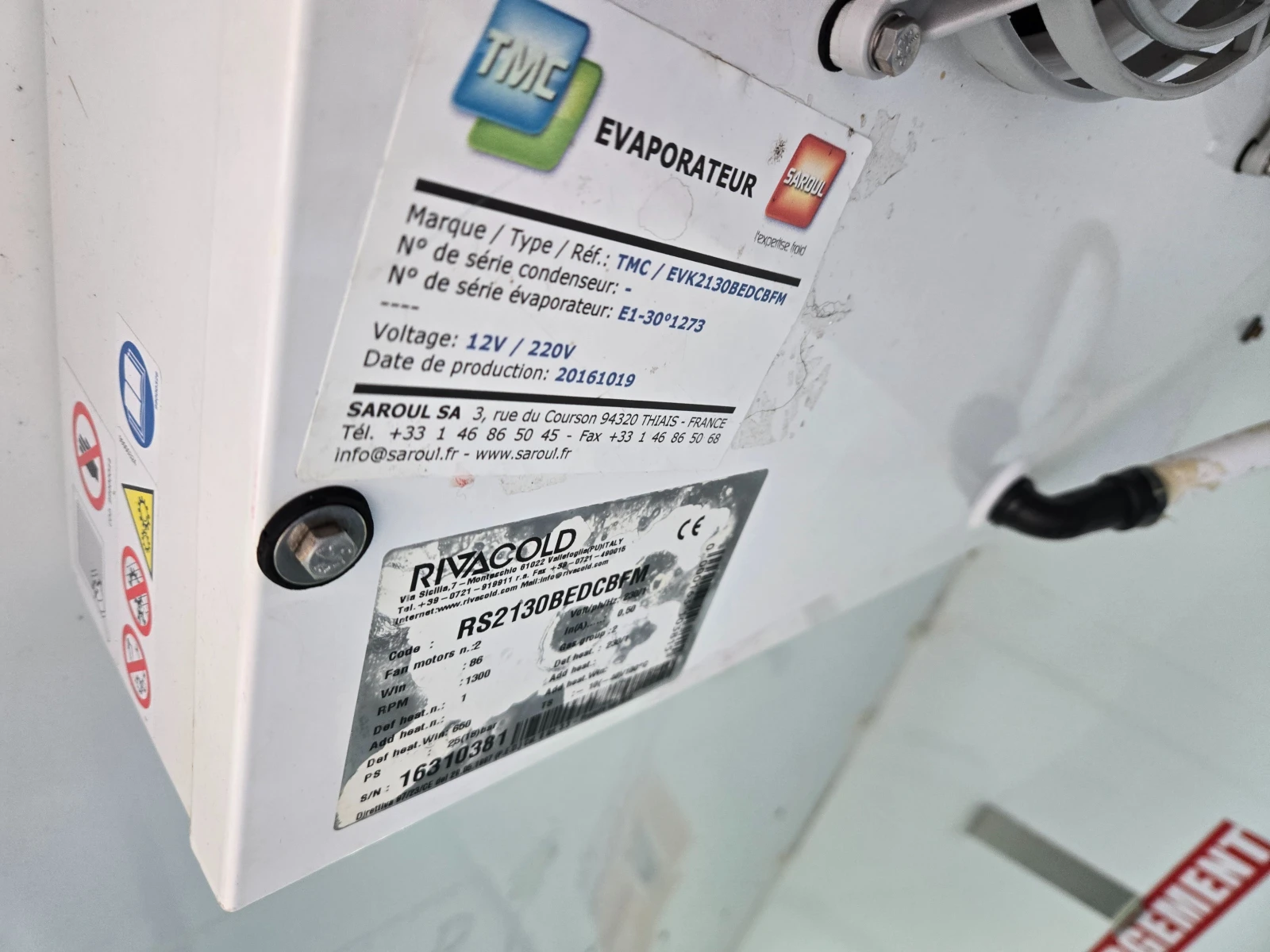 VW Caddy 2.0 TDI Maxi Хладилен Нави Клима Парктроник, снимка 16 - Бусове и автобуси - 54150265