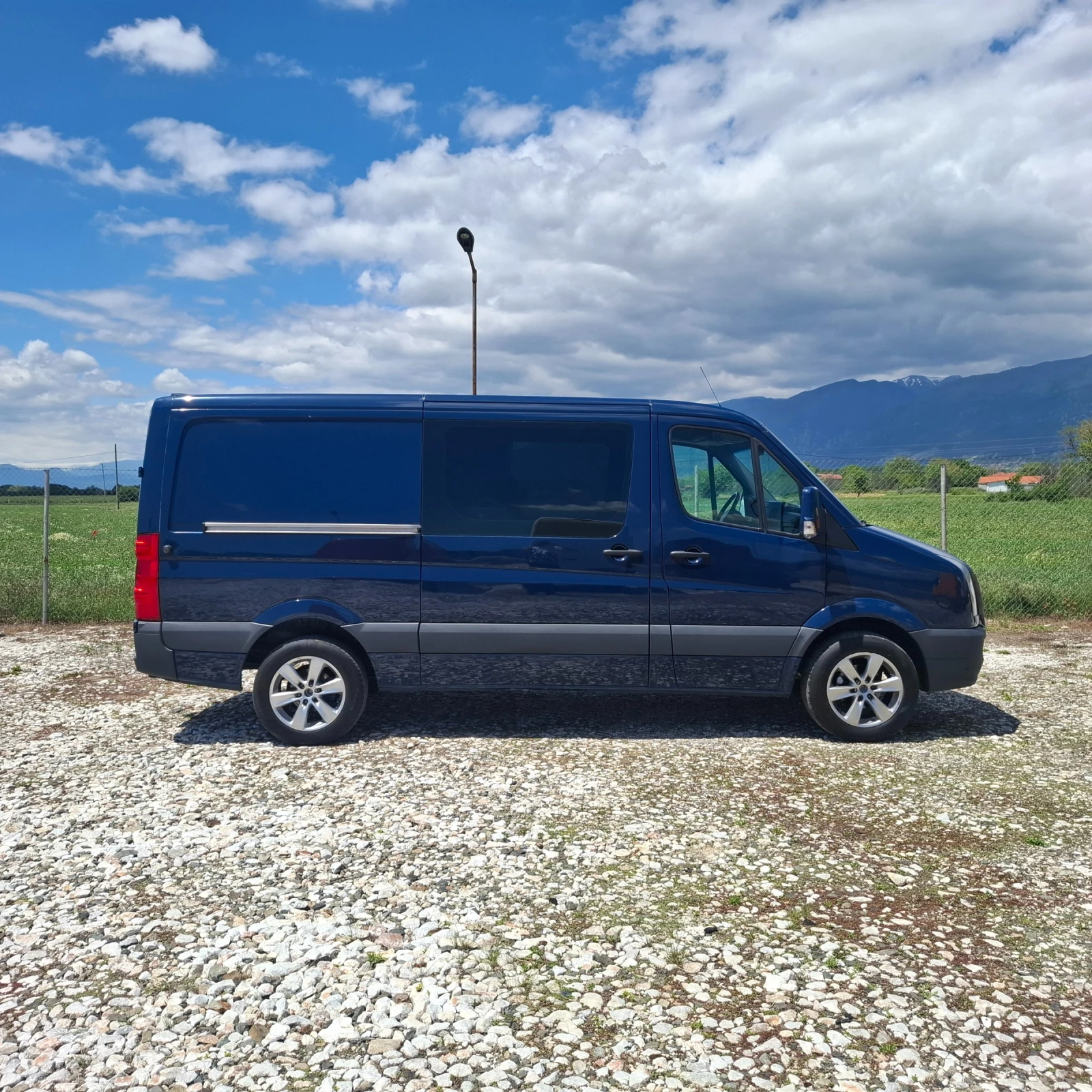 VW Crafter  EURO 5 Нидерландия  КЛИМАТРОНИК , снимка 4 - Бусове и автобуси - 54606091