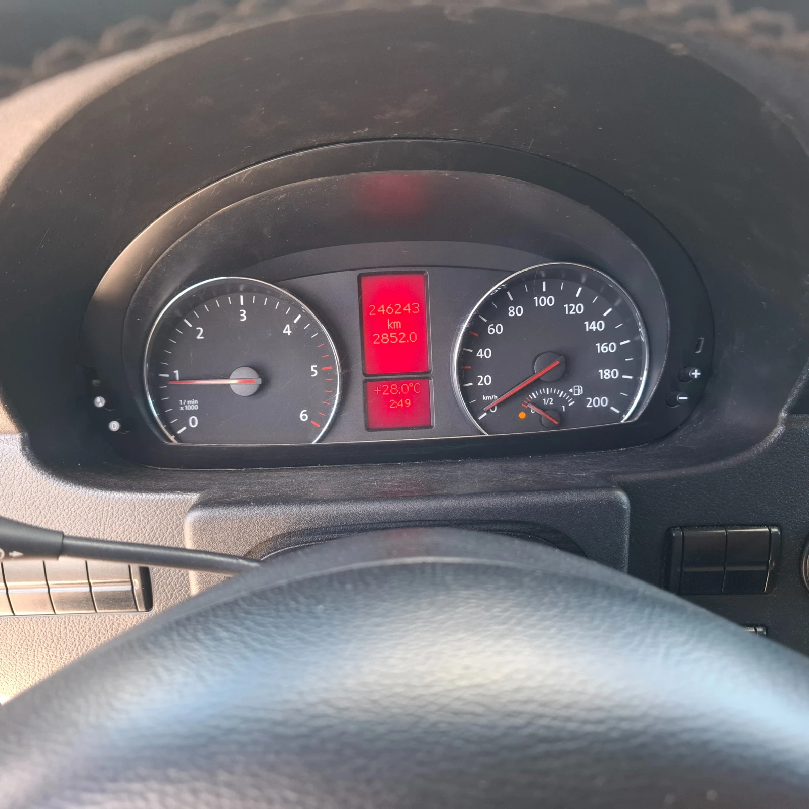 VW Crafter  EURO 5 Нидерландия  КЛИМАТРОНИК , снимка 13 - Бусове и автобуси - 54606091
