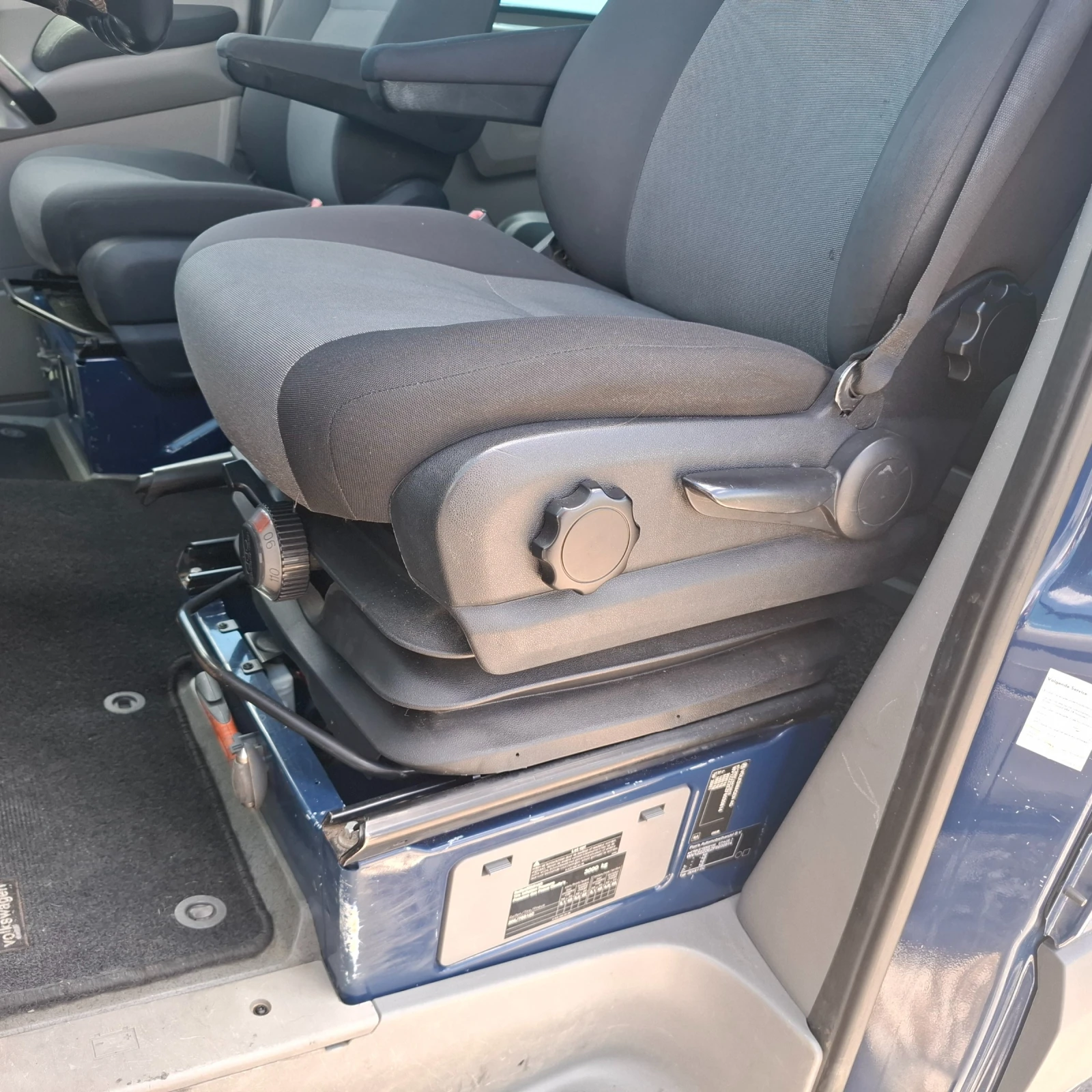 VW Crafter  EURO 5 Нидерландия  КЛИМАТРОНИК , снимка 10 - Бусове и автобуси - 54606091