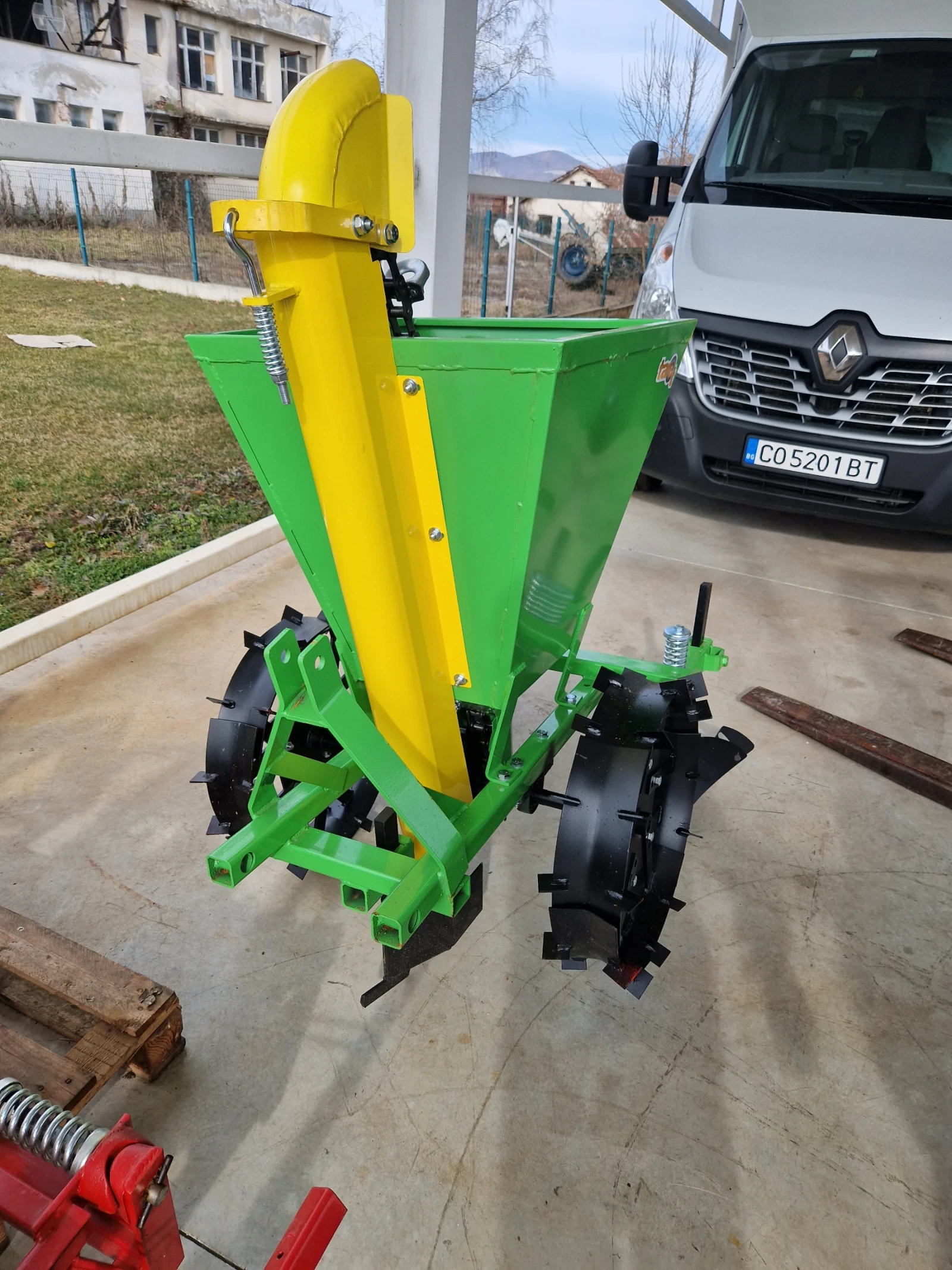 ������ ������ �������������� | Mobile.bg � ����������� 8