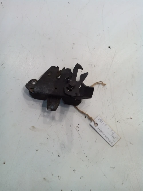 ключалка преден капак за Волво V40