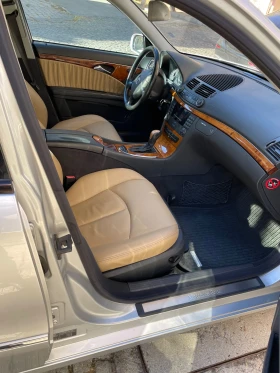 Mercedes-Benz E 240, снимка 6
