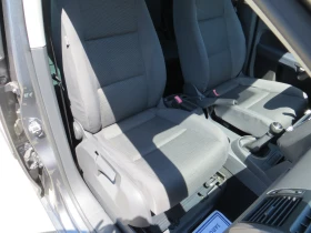 VW Touran 1.6i Газ 102кс, снимка 14