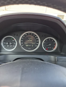 Mercedes-Benz C 180, снимка 6