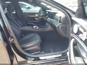 Mercedes-Benz E 43 AMG * 4MATIC* КОЖА* ПОДГРЕВ* ПАНОРАМА* ОБДУХВАНЕ* * HE, снимка 5